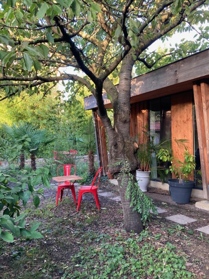 Un Jardin En Ville Тулуза Экстерьер фото